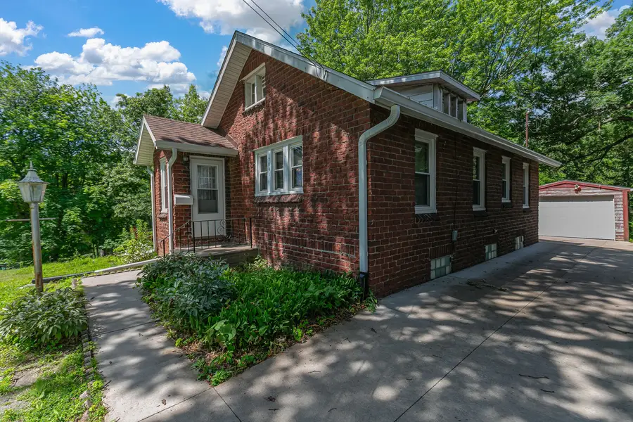2041 12th Street, East Moline, IL 61244 - #3
