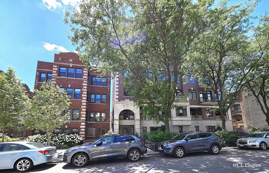 545 W Aldine Avenue #4D, Chicago, IL 60657 - #2