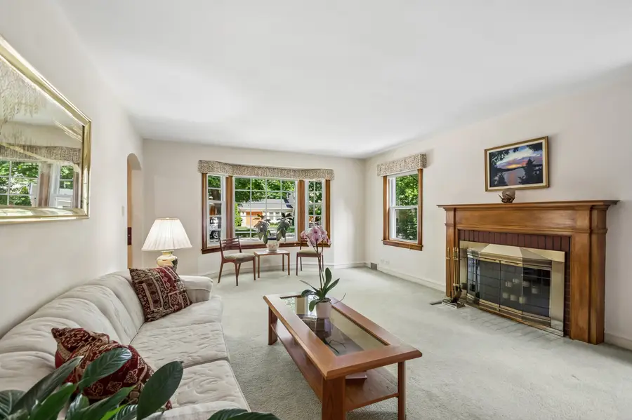 6241 N Leroy Avenue, Chicago, IL 60646 - #3