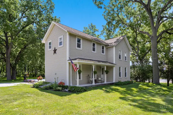 2802 N Ringwood Road, McHenry, IL 60050
