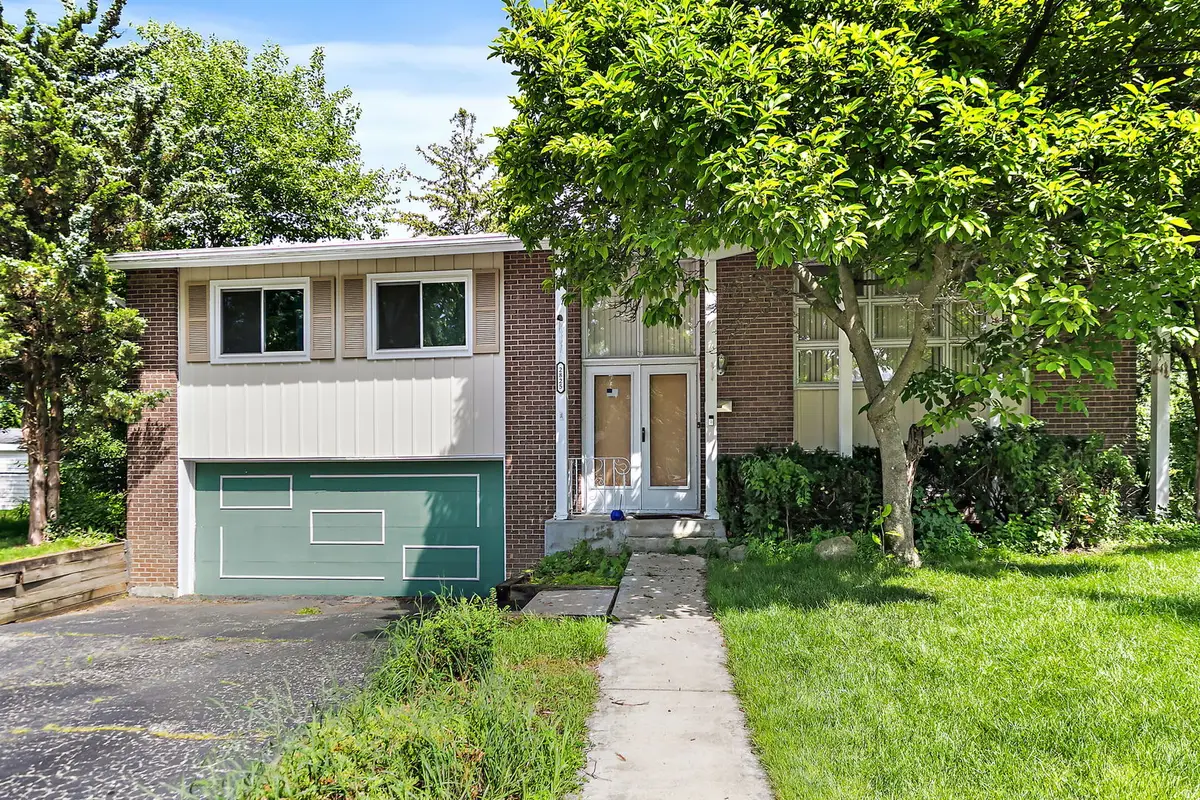 2825 Grissom Court, Woodridge, IL 60517 - #1