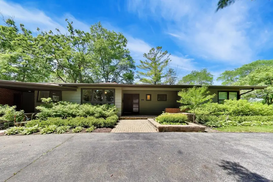 3320 Krenn Avenue, Highland Park, IL 60035 - #2