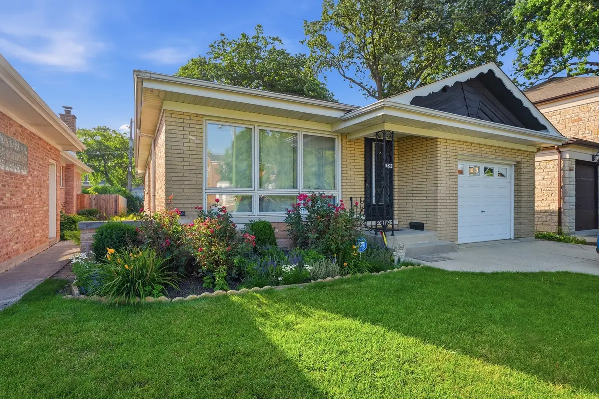 6226 N Le Mai Avenue, Chicago, IL 60646 - #1