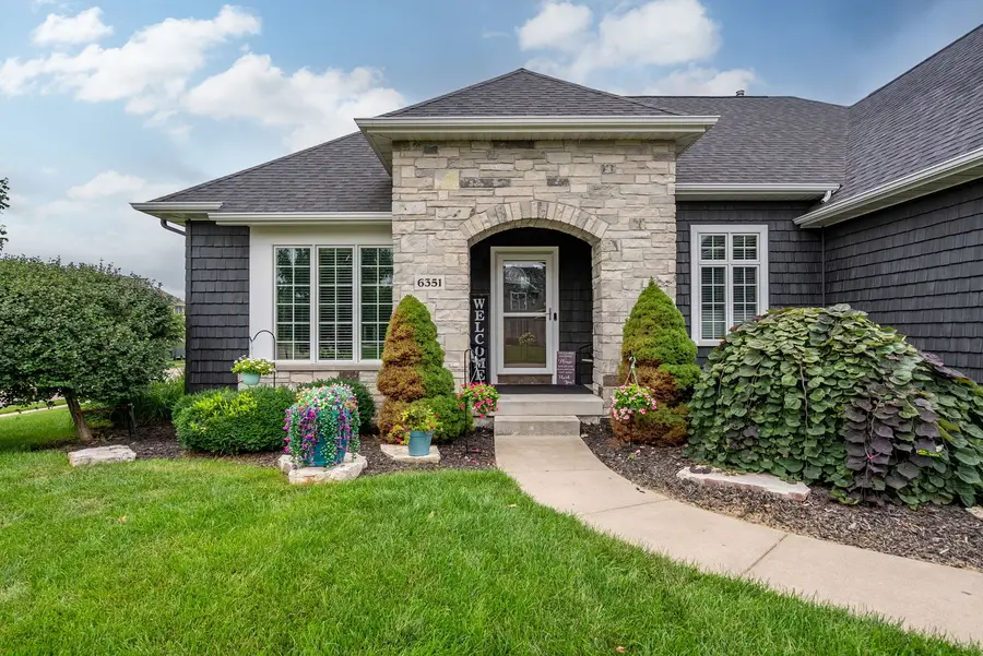 6351 Wildberry Drive, Bettendorf, IA 52722 - #2