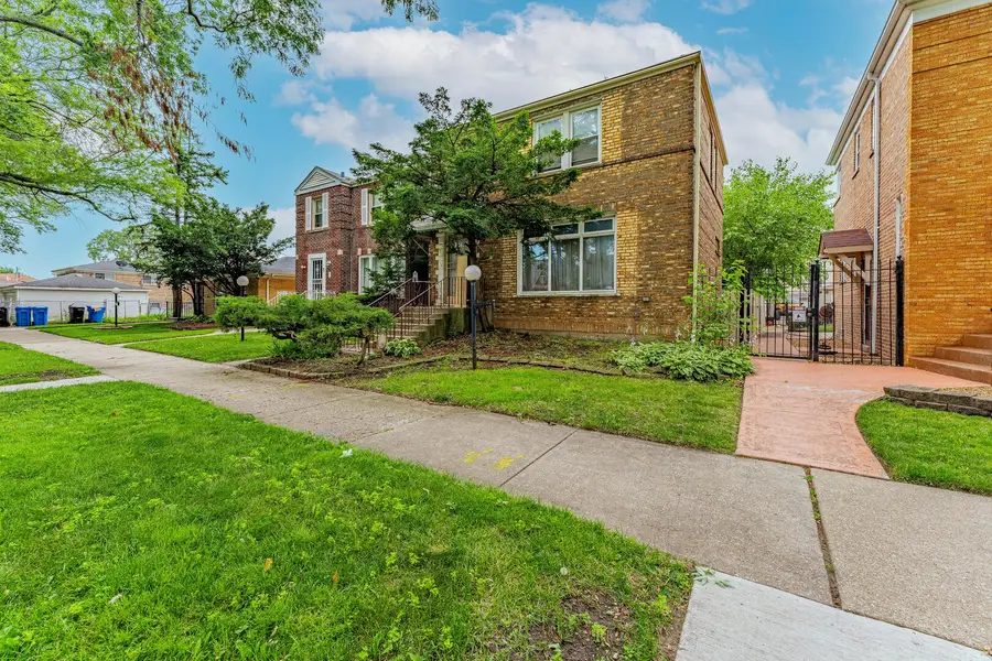 8238 S Prairie Avenue, Chicago, IL 60619 - #3
