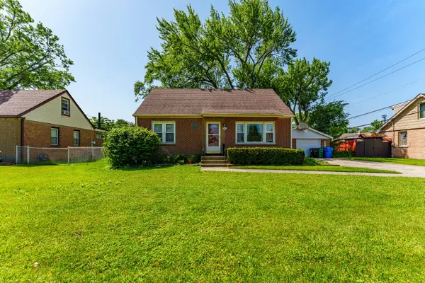 7805 Suburban Lane, Bridgeview, IL 60455