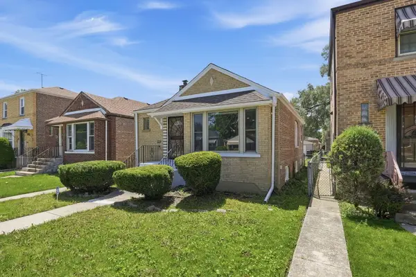 555 E 105th Street, Chicago, IL 60628