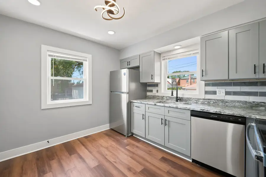 555 E 105th Street, Chicago, IL 60628 - #2