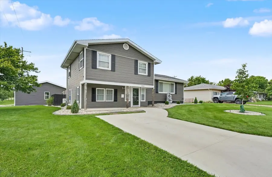 450 John Street, Paxton, IL 60957 - #2