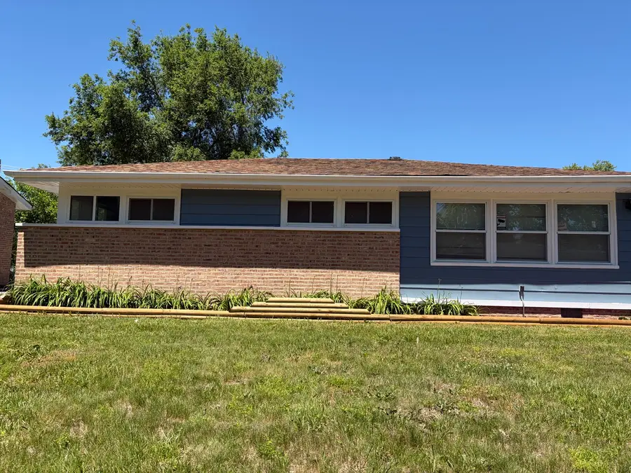 3120 Wilshire Avenue, Markham, IL 60428 - #2