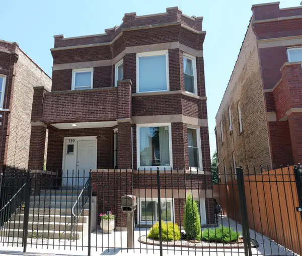739 N Trumbull Avenue, Chicago, IL 60624