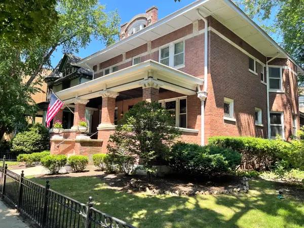 1446 W Summerdale Avenue, Chicago, IL 60640