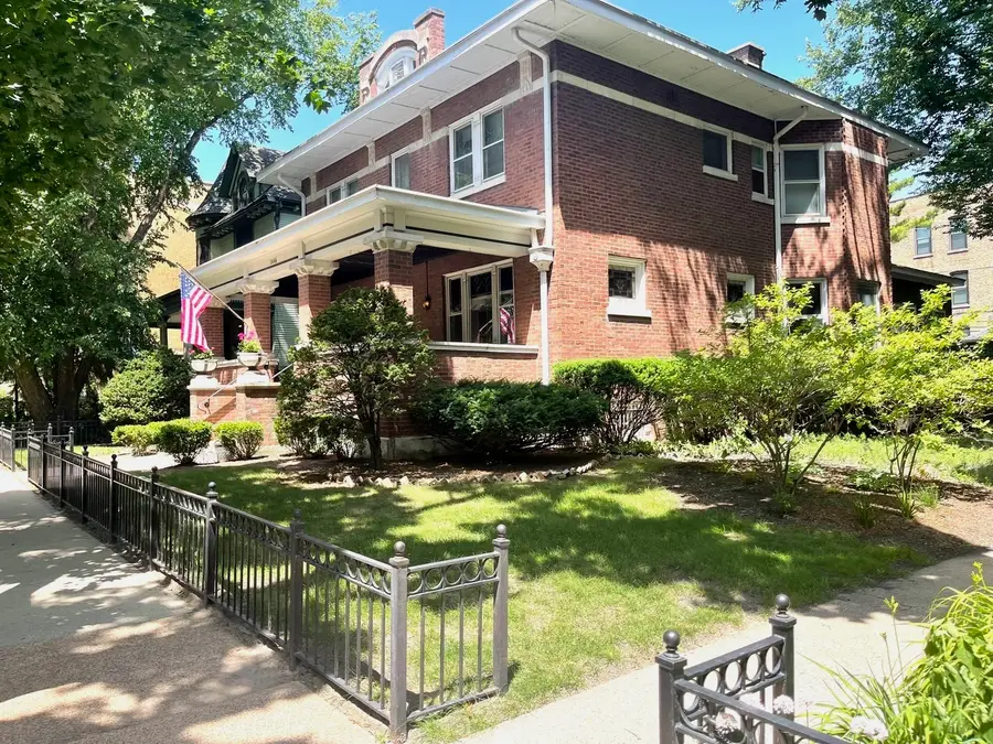 1446 W Summerdale Avenue, Chicago, IL 60640 - #3