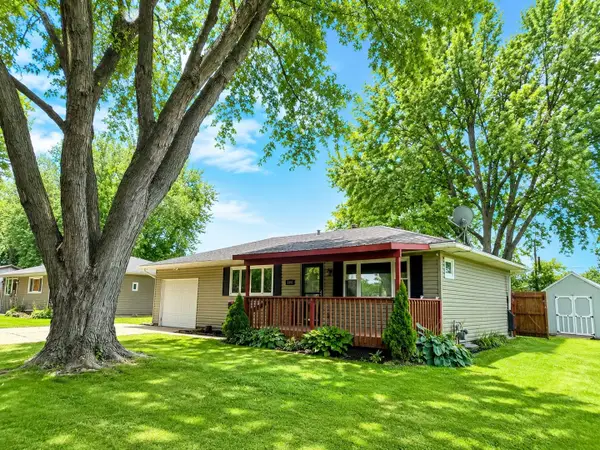 1205 N Edgelawn Drive, Plano, IL 60545