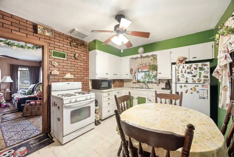 45 N Aldine Street, Elgin, IL 60123 - #3