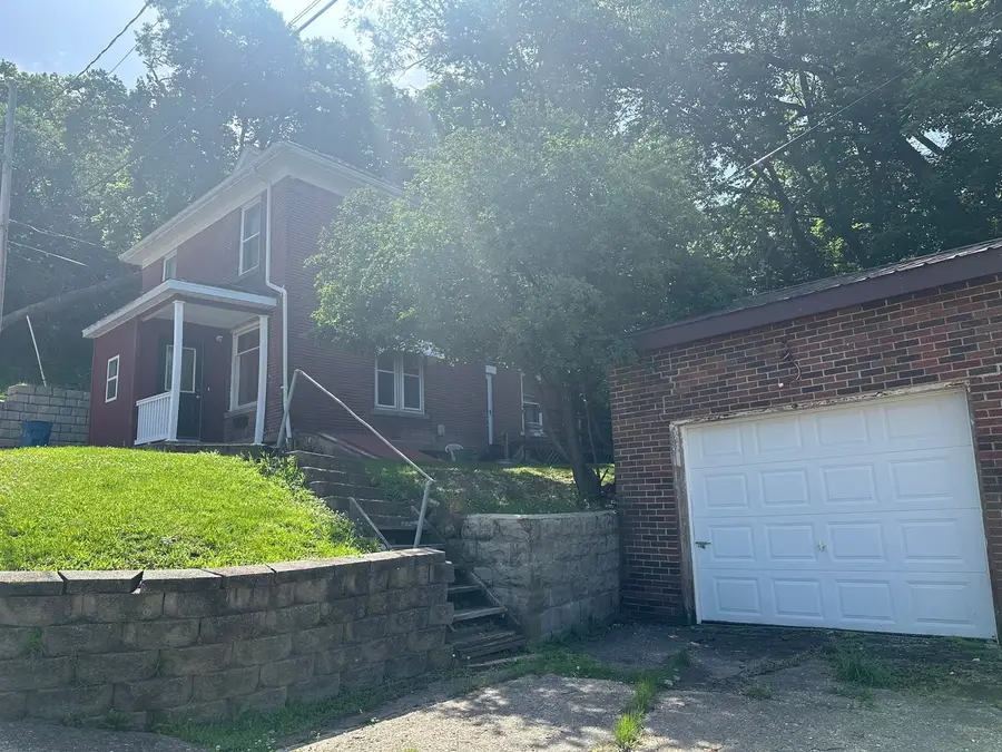 209 Quincy Street, Savanna, IL 61074 - #3