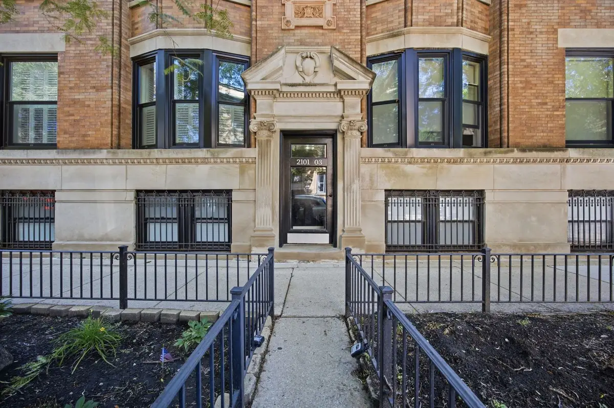 2103 N Hudson Avenue #3, Chicago, IL 60614 - #1