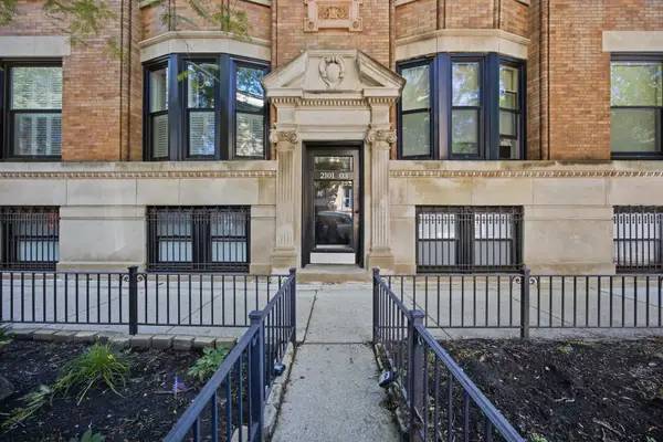 2103 N Hudson Avenue #3, Chicago, IL 60614