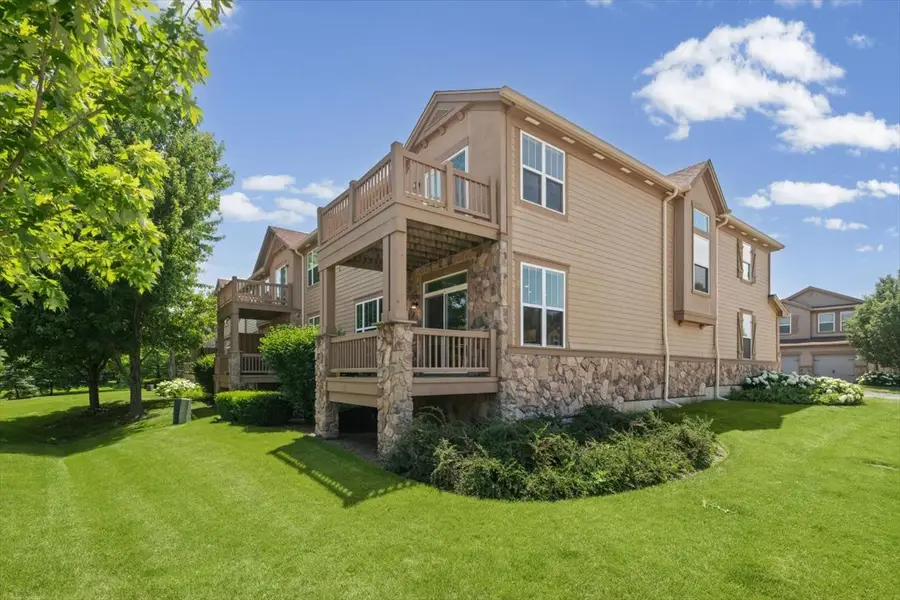 1873 N Crenshaw Circle, Vernon Hills, IL 60061 - #3