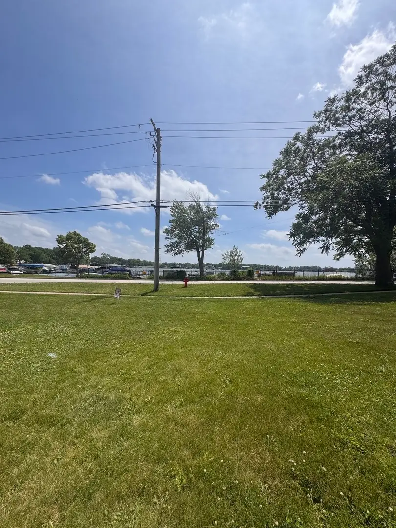 4 Lois Lane, Lake Zurich, IL 60047 - #1