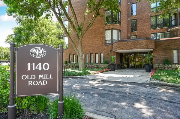 1140 Old Mill Road #405, Hinsdale, IL 60521