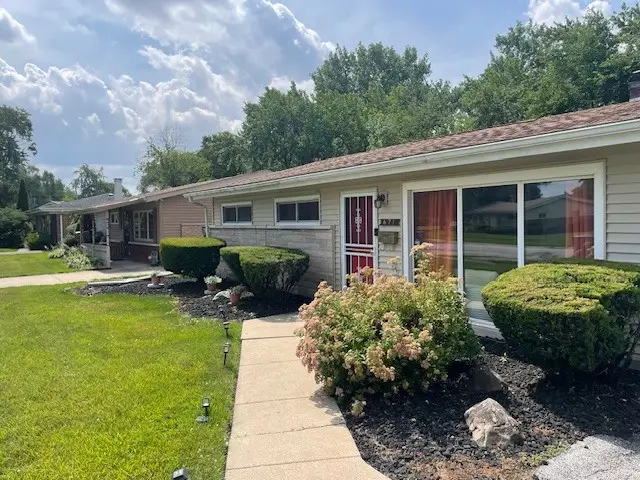 671 River Drive, Calumet City, IL 60409 - #3