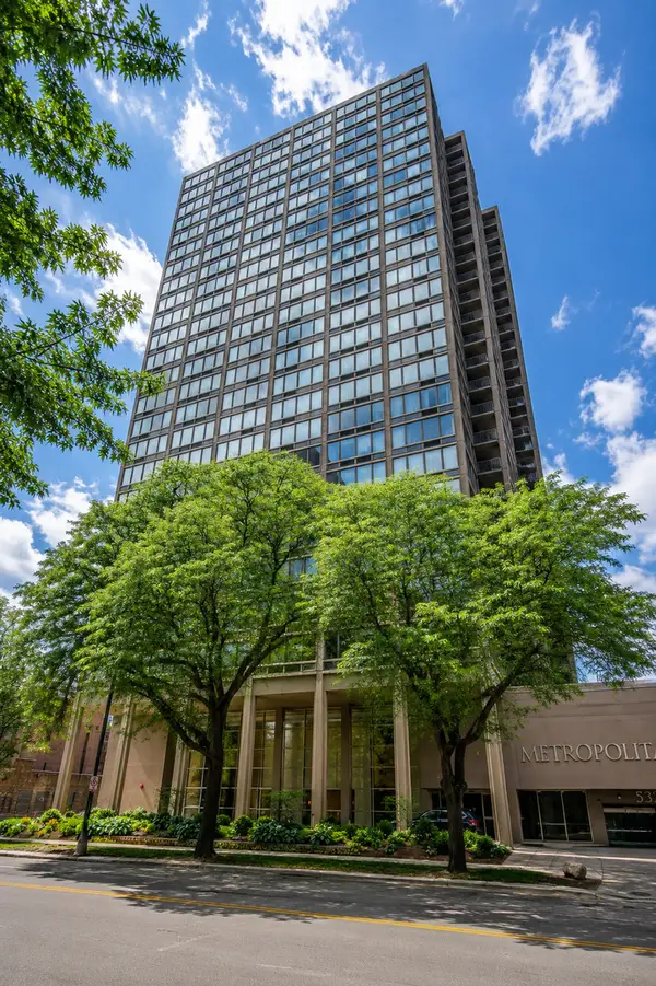 Address Withheld By Seller, Chicago, IL 60640
