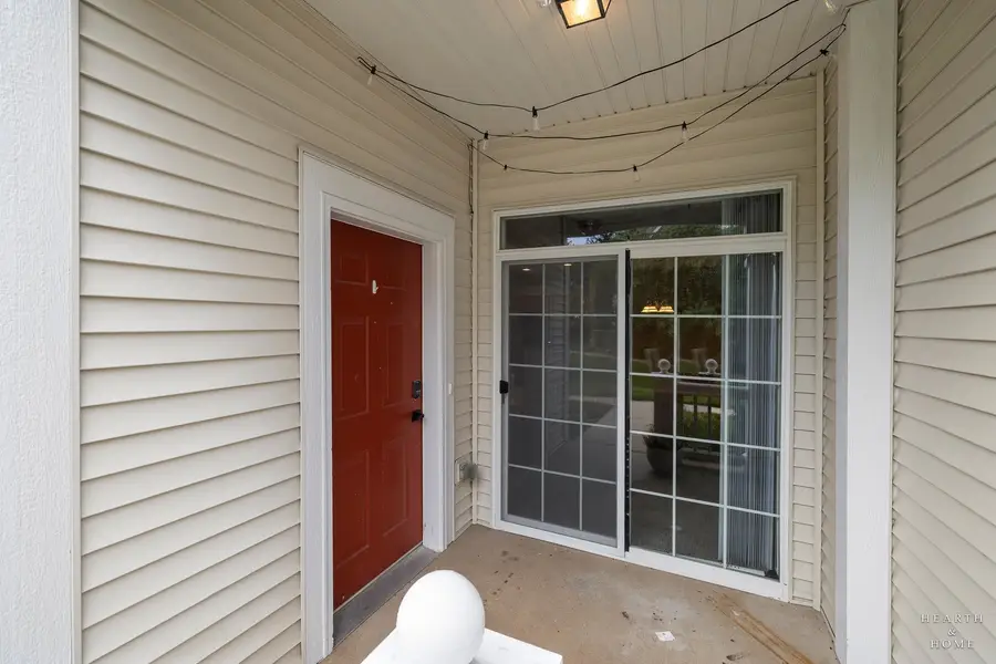 2305 Aurora Drive #4, Hampshire, IL 60140 - #2