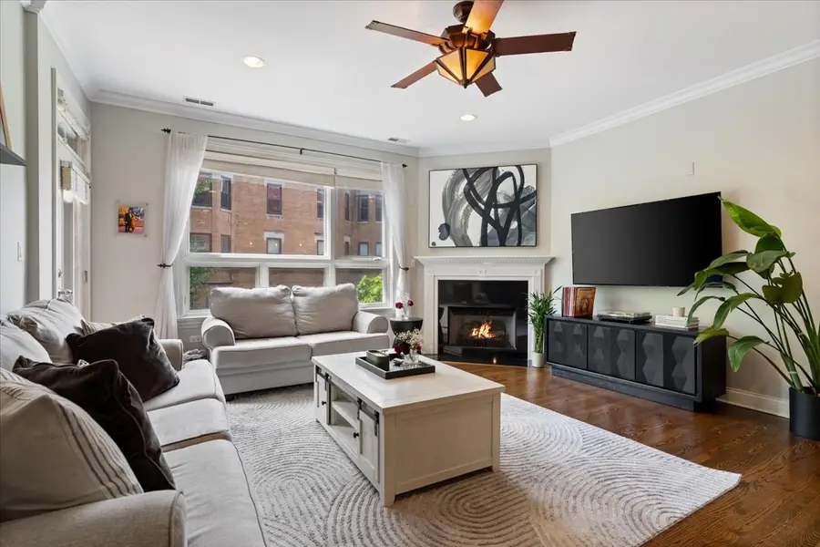4700 N Kenmore Avenue #2C, Chicago, IL 60640 - #2