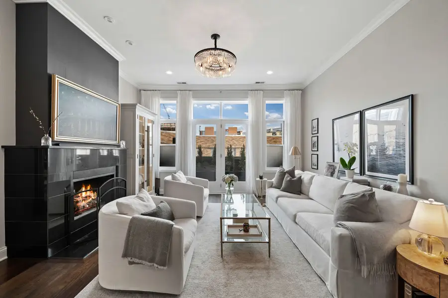3010 N Sheffield Avenue #4N, Chicago, IL 60657 - #3