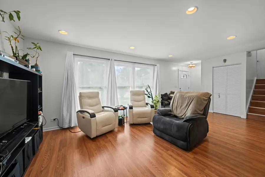 600 Thompson Boulevard, Buffalo Grove, IL 60089 - #2