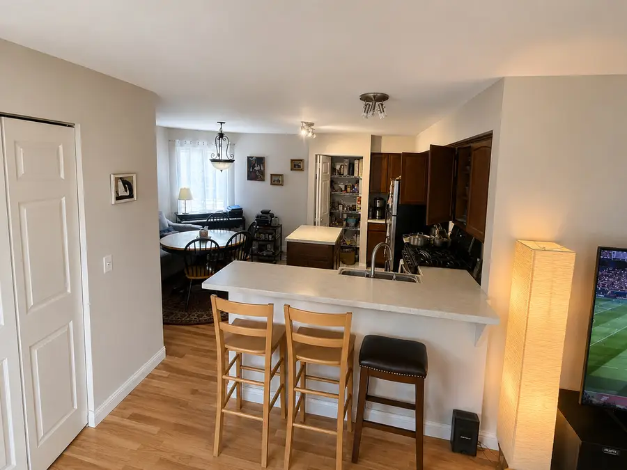 199 Old Oak Court W, Buffalo Grove, IL 60089 - #2