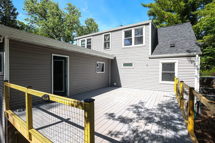 305 Glenice Parkway, Fox River Grove, IL 60021 - #2