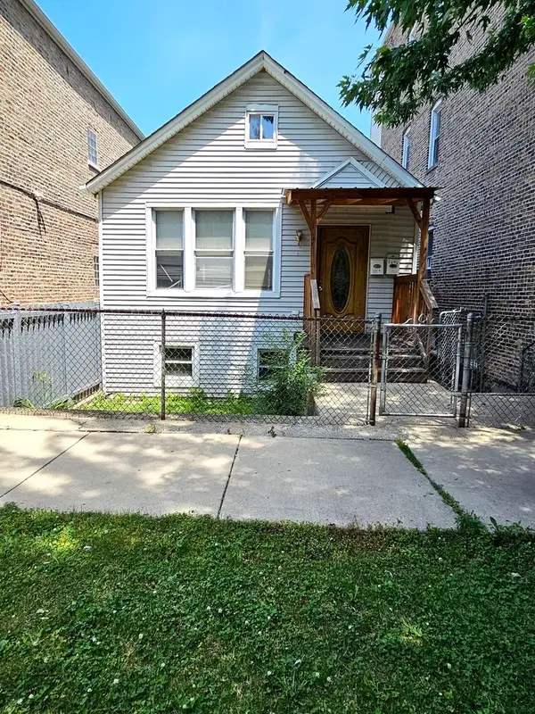 2840 W 23rd Place, Chicago, IL 60623