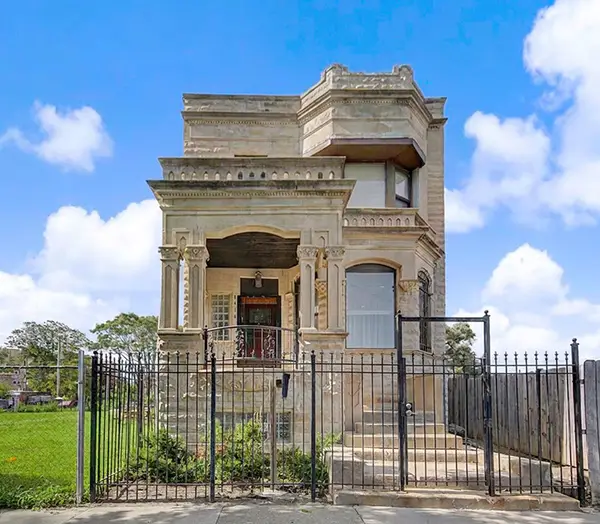 3416 W Jackson Boulevard, Chicago, IL 60624
