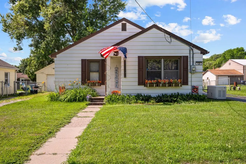 129 3rd Street, Carbon Cliff, IL 61239 - #1