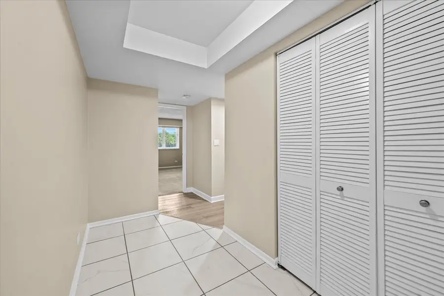 13000 W Heiden Circle #3105, Lake Bluff, IL 60044 - #3