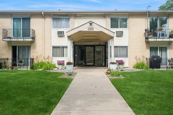 9562 Park Lane #2I, Des Plaines, IL 60016
