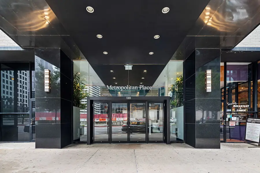 130 S Canal Street #817, Chicago, IL 60606 - #2