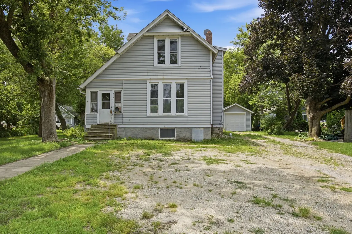 313 E Grant Highway, Marengo, IL 60152 - #1