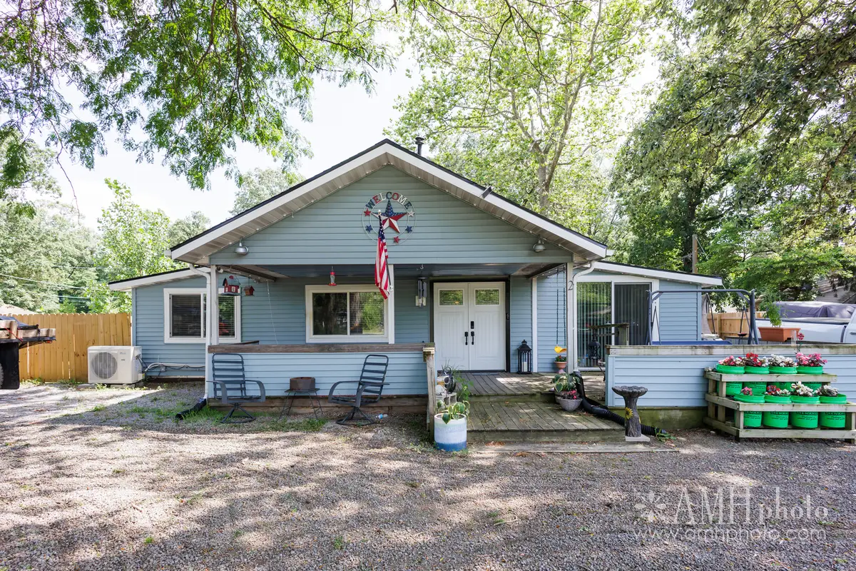 2 Elmwood Avenue, Momence, IL 60954 - #1