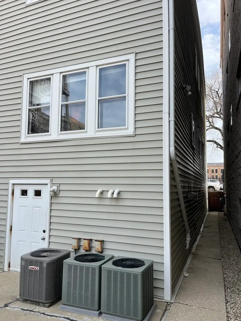1340 N Cleaver Street, Chicago, IL 60642 - #3