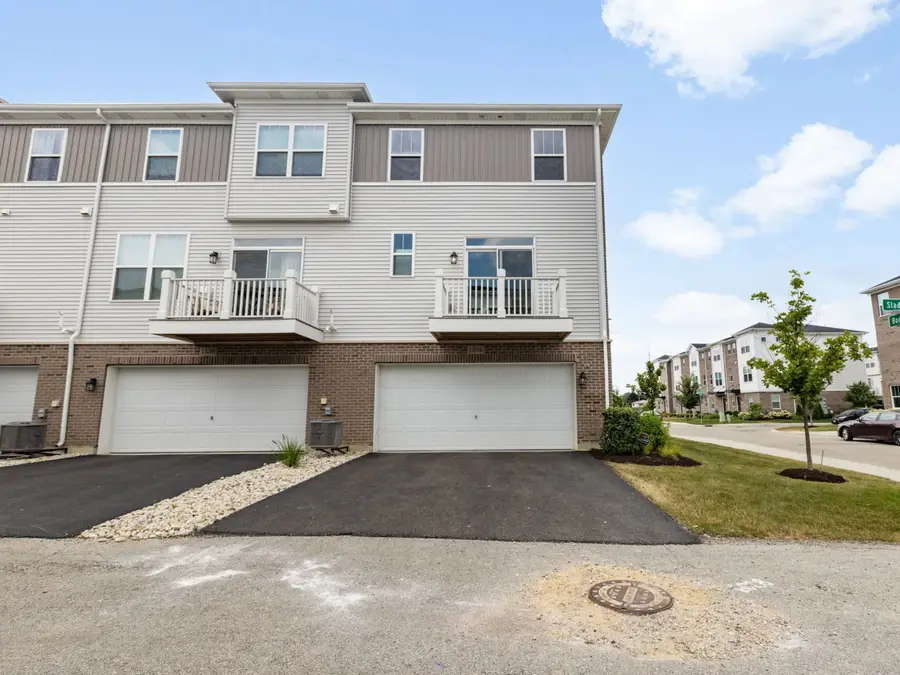 1534 Slade Way, Des Plaines, IL 60018 - #2