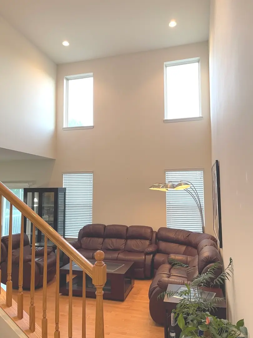 918 Oak Ridge Boulevard, Elgin, IL 60120 - #3