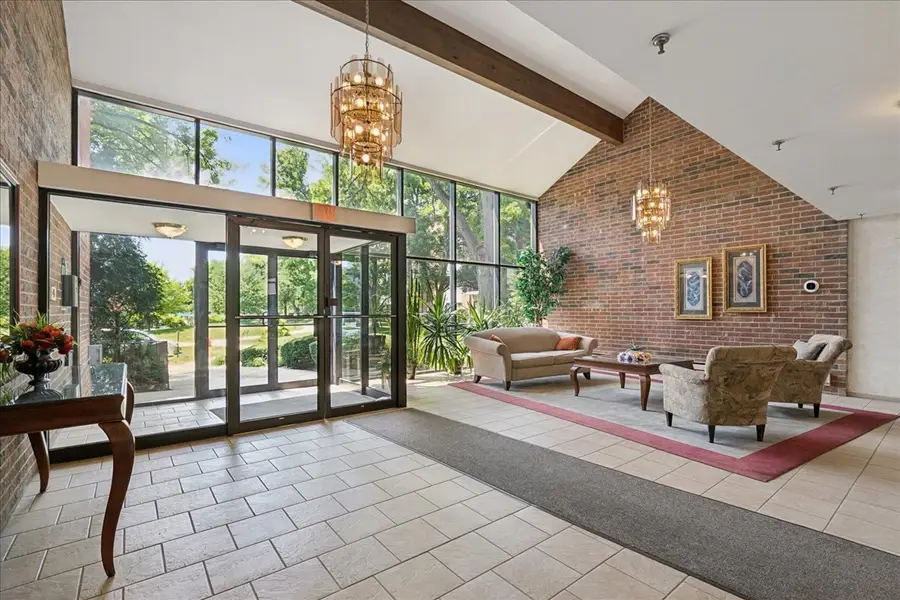 3030 Pheasant Creek Drive #103, Northbrook, IL 60062 - #3