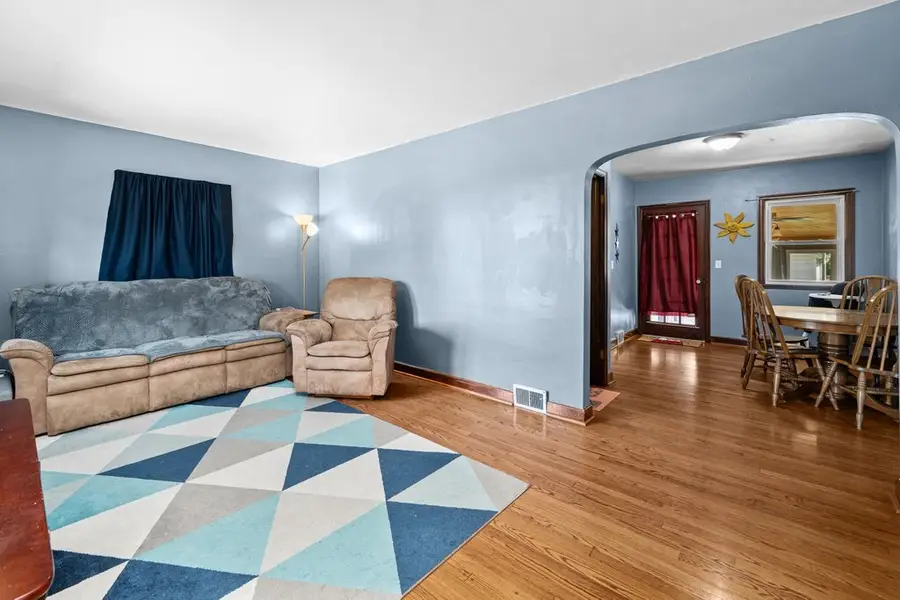 802 27th Avenue, Moline, IL 61265 - #3