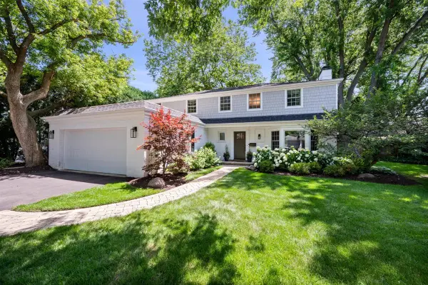 2223 Crestview Lane, Wilmette, IL 60091