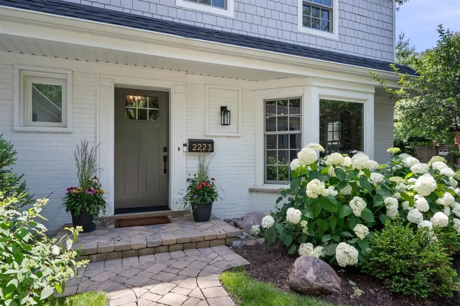 2223 Crestview Lane, Wilmette, IL 60091 - #3