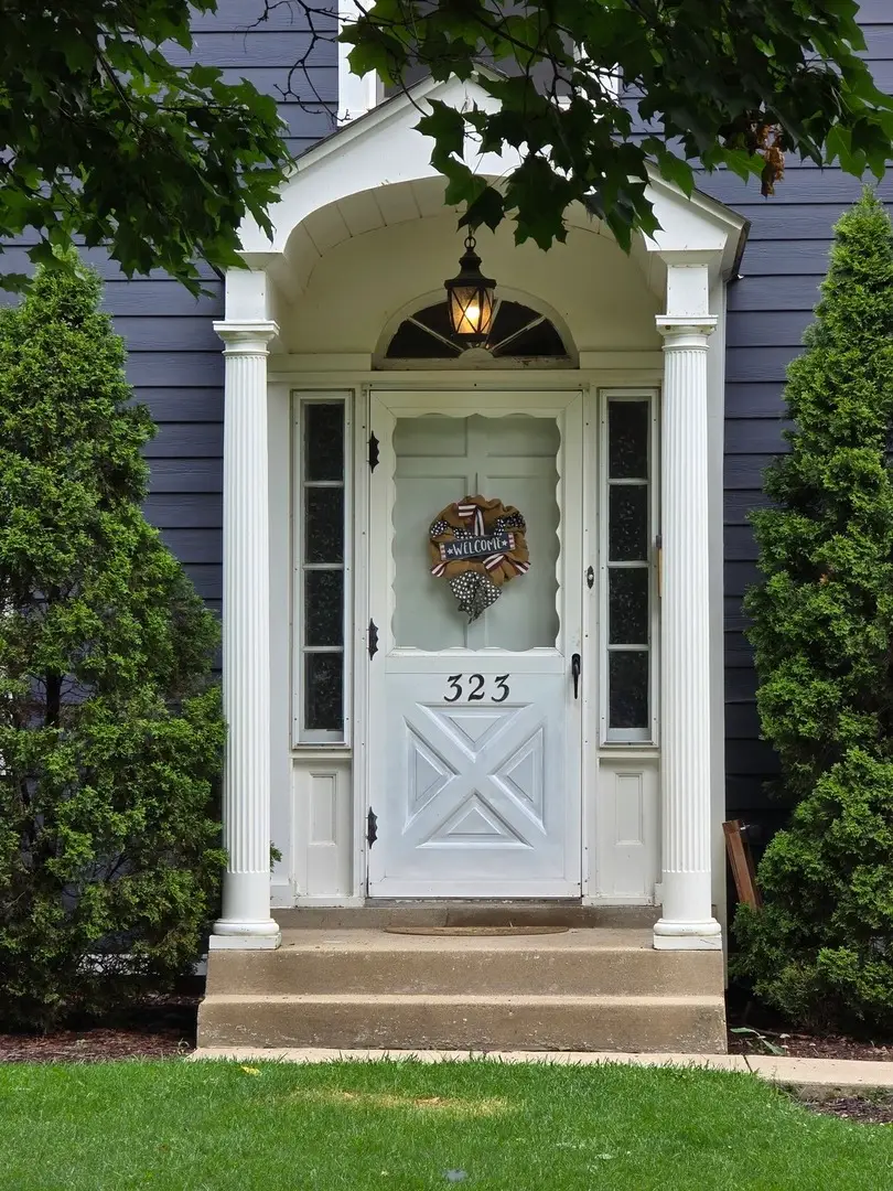 323 N Jefferson Street, Batavia, IL 60510 - #2