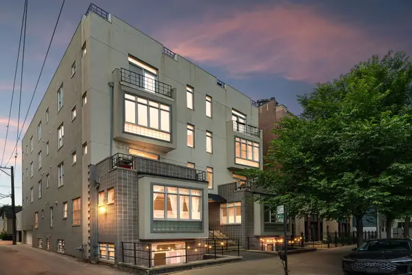2814 N Sheffield Avenue #2S, Chicago, IL 60657